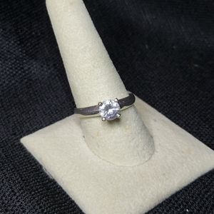 Fashion engagement ring size 10